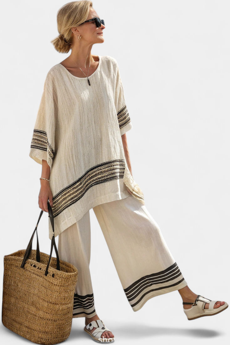 Mariella – elegant black striped linen top and fluid trousers